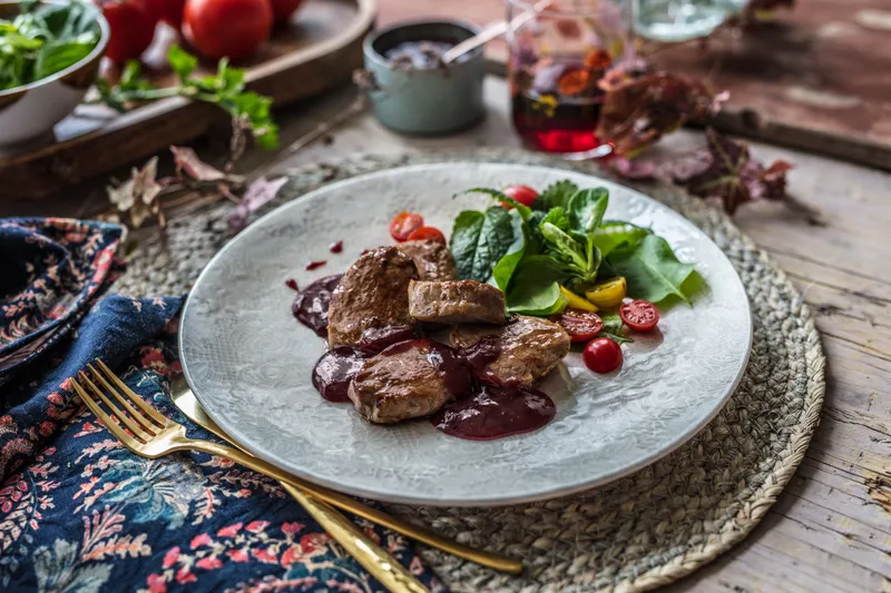 Lungić u jednostavnom umaku od brusnica