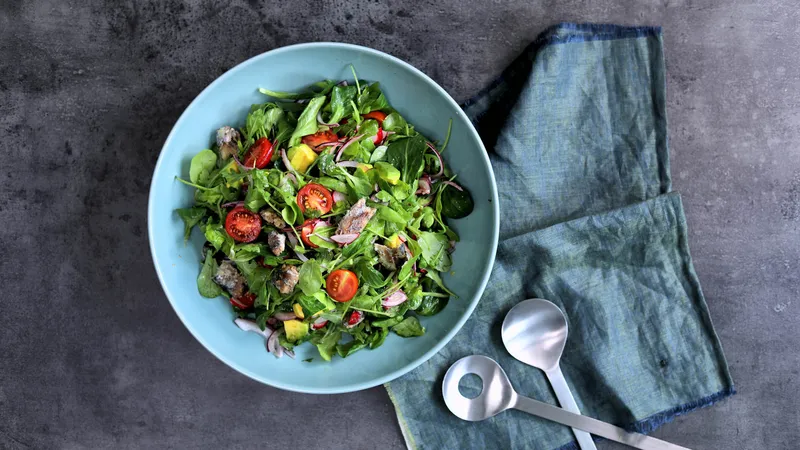 Šarena salata sa sardinama