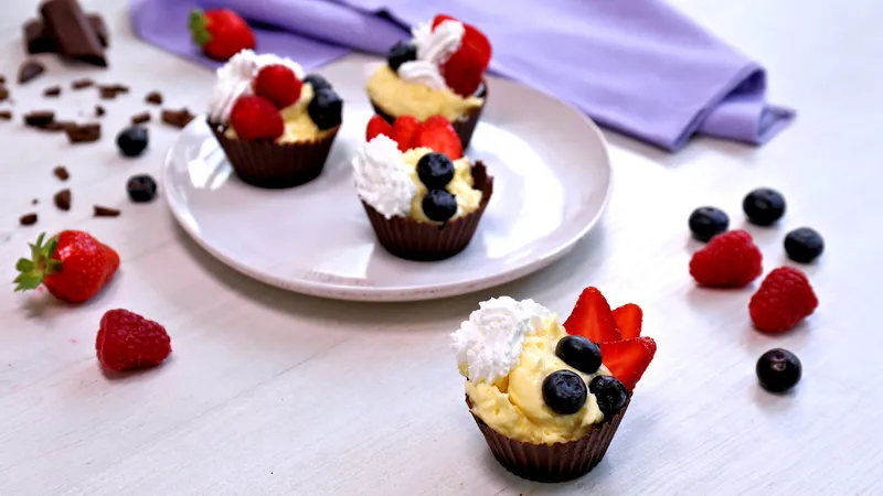 Košarice pune kreme i voća