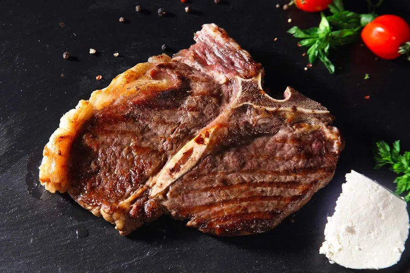 T-bone odresci  u Grill marinadi