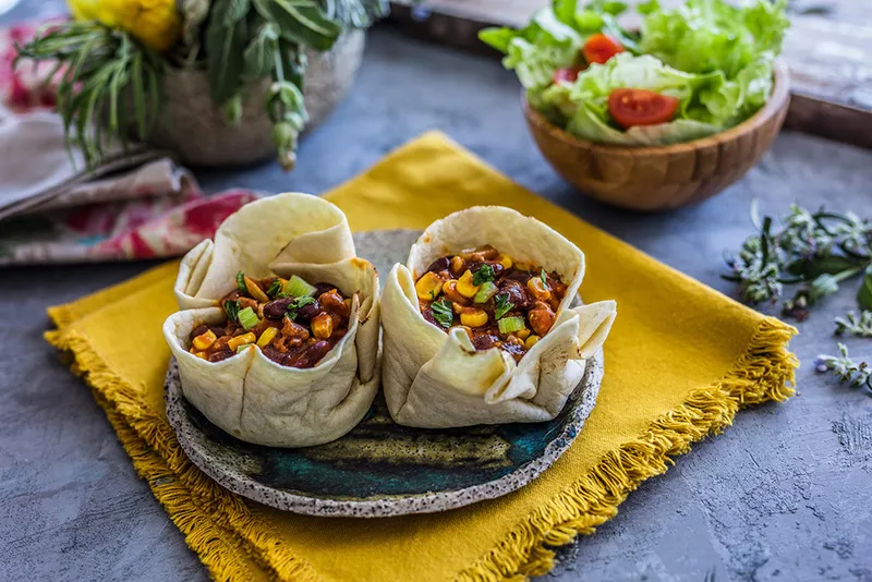 Chili con carne na tortilji