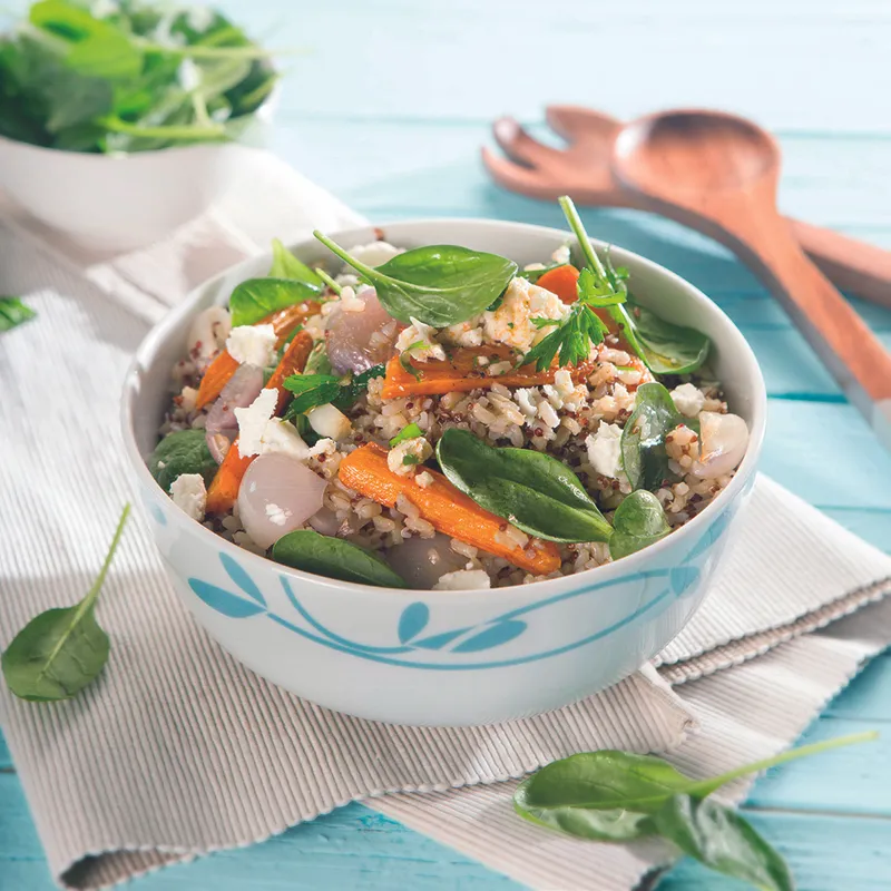 Salata 3 žitarice s mrkvom i fetom