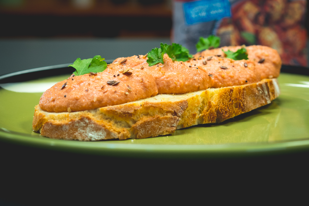 Brudet pašteta s domaćim kruhom