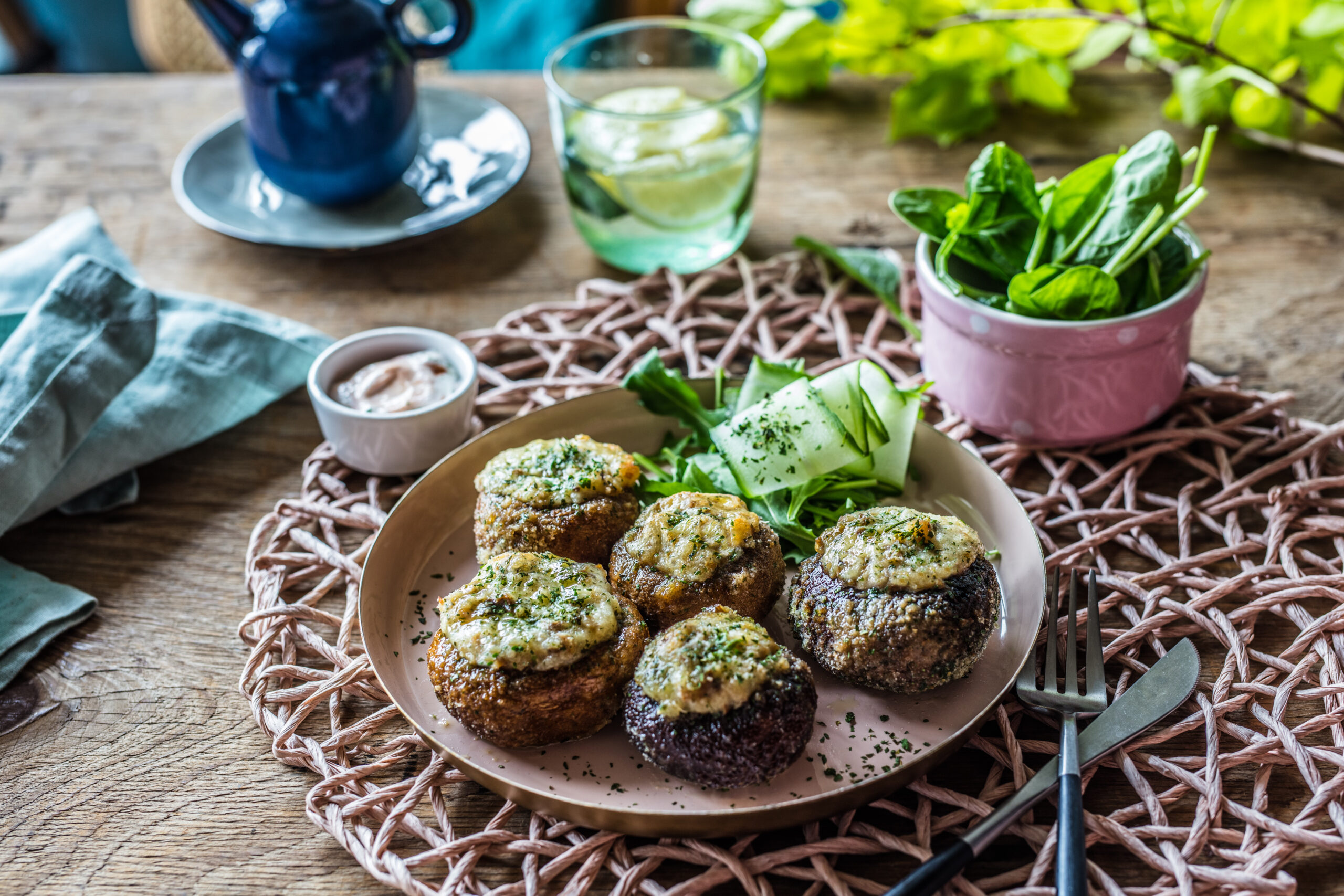 Šampinjoni punjeni sirom