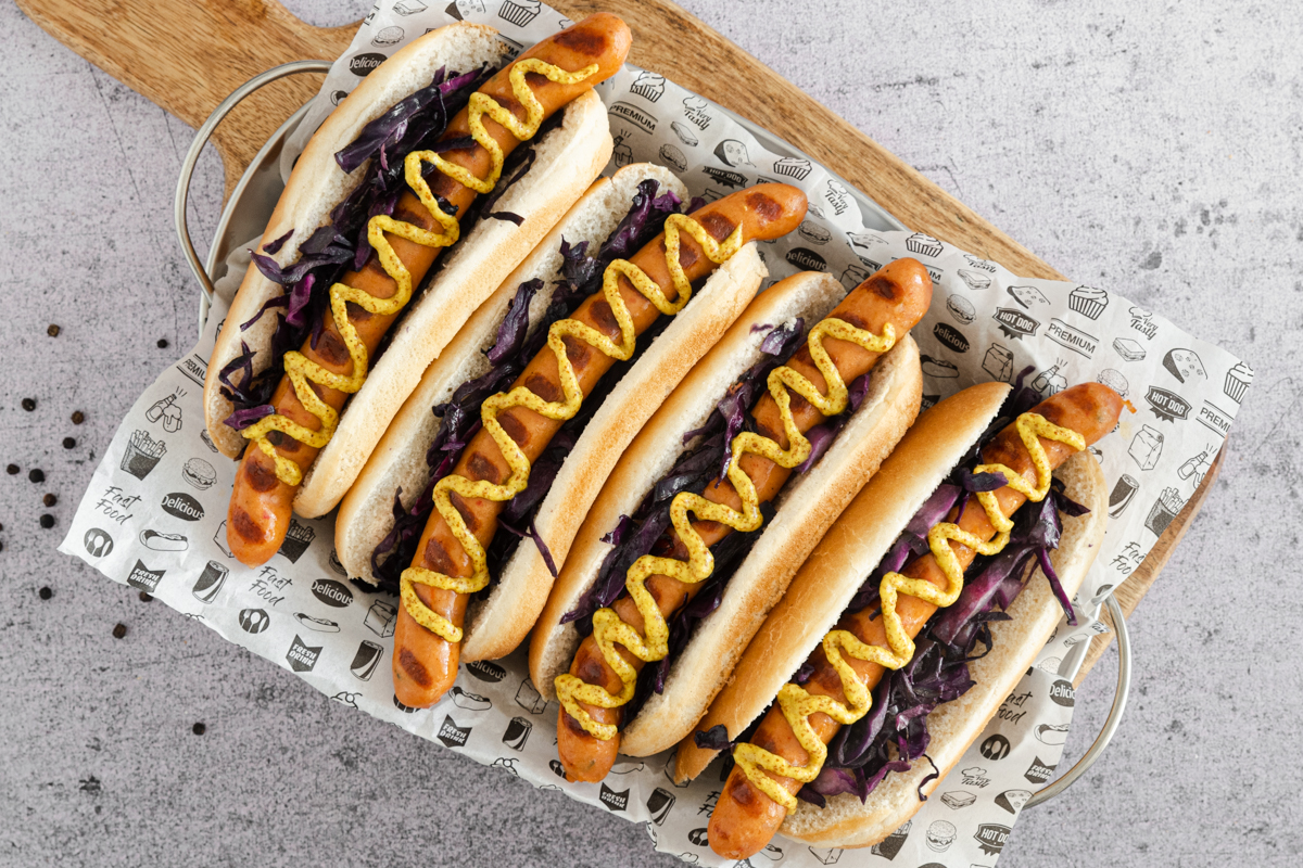 Hot dog s kupusom i senfom