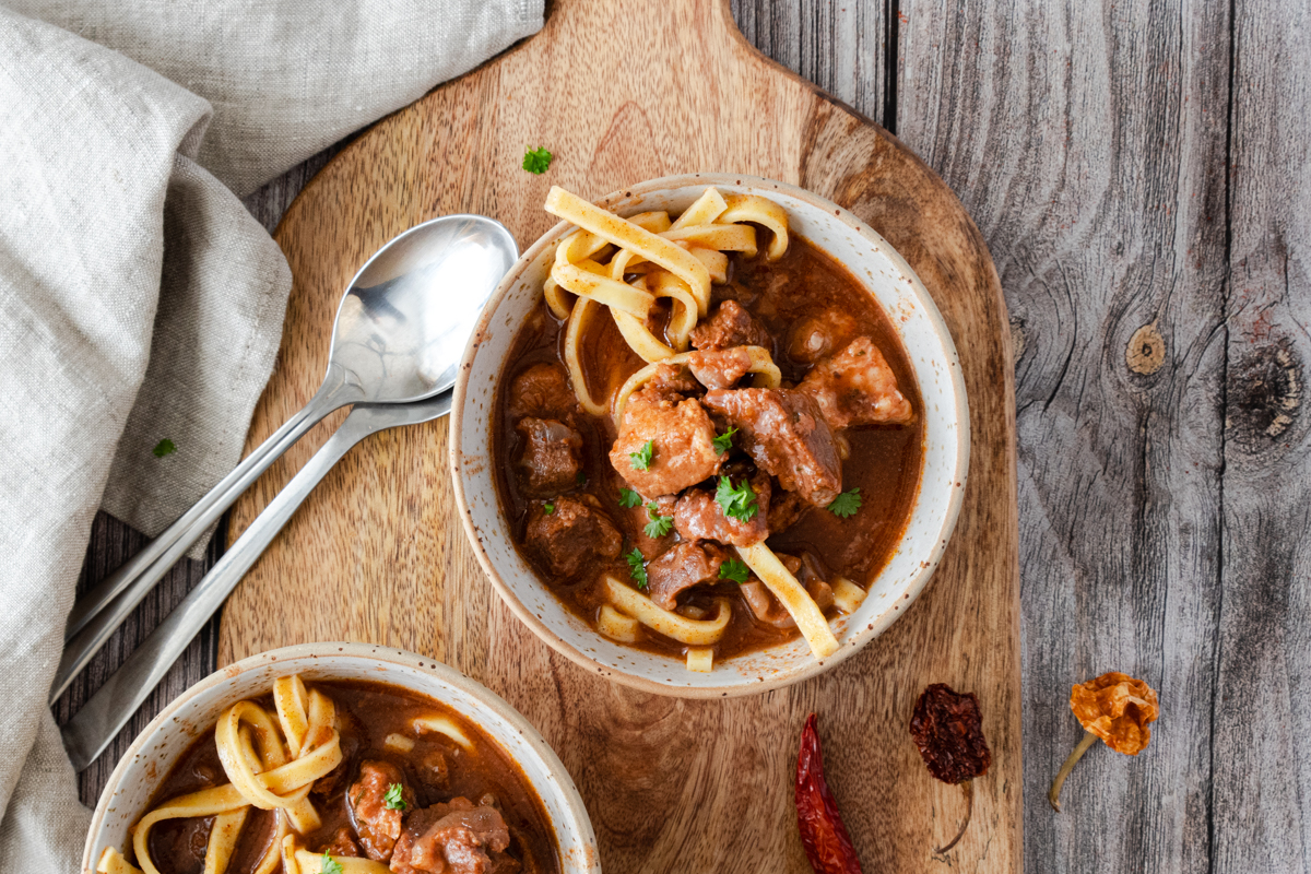 Čobanac s domaćom tjesteninom