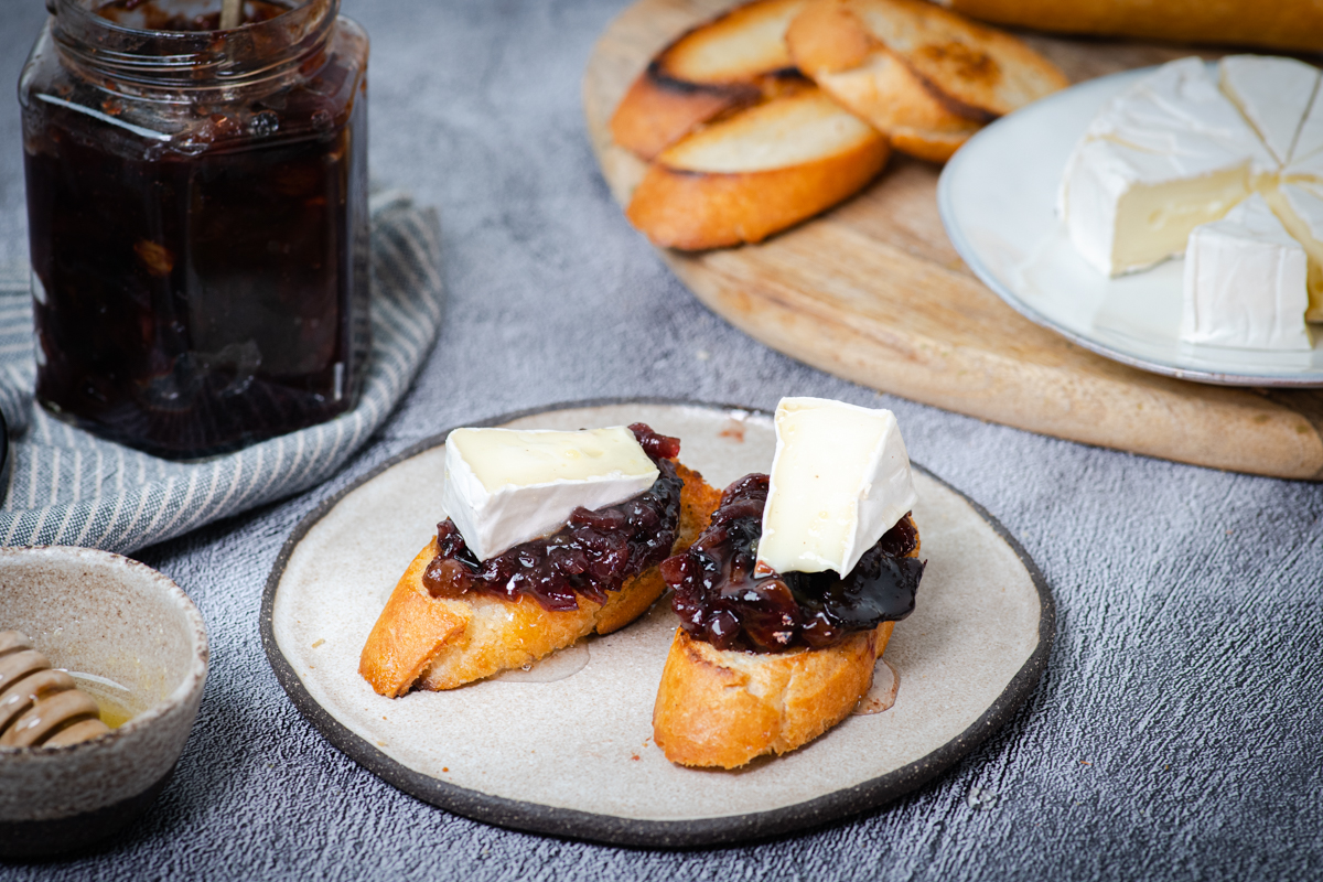 Chutney od luka i suhih šljiva