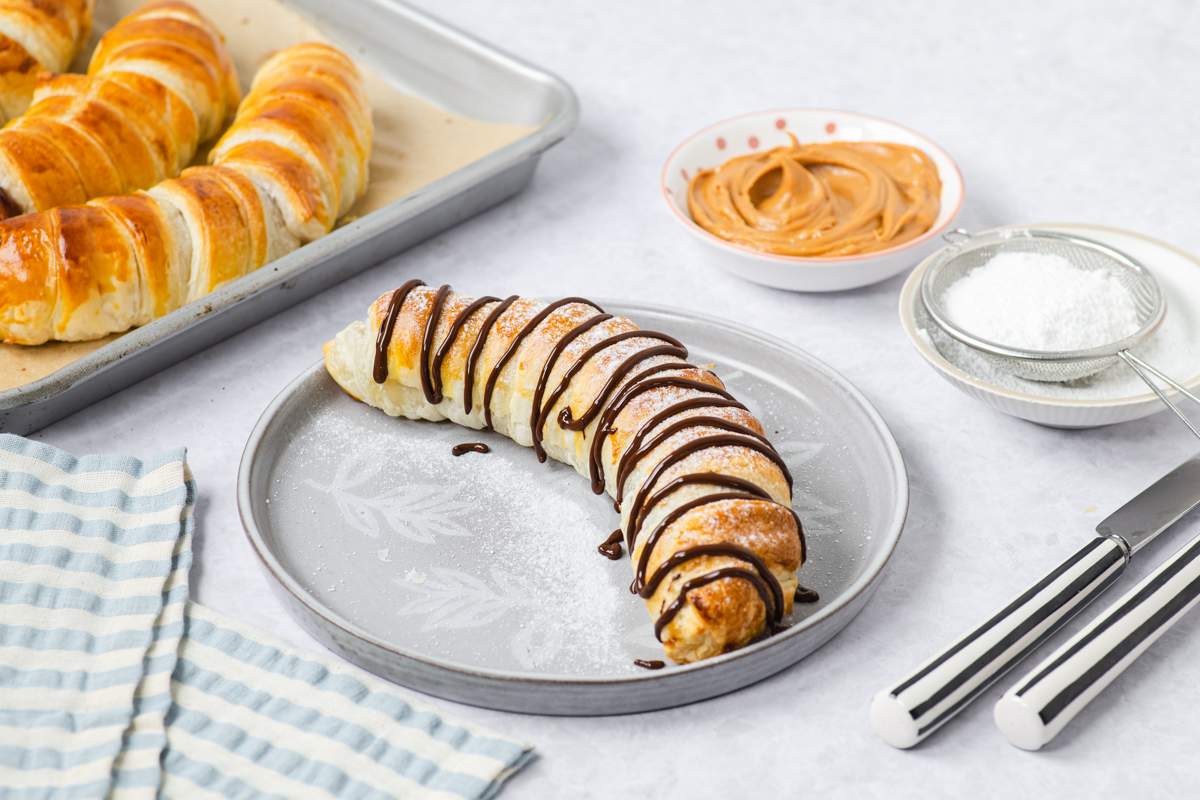 Lisnate banane s kikiriki maslacem