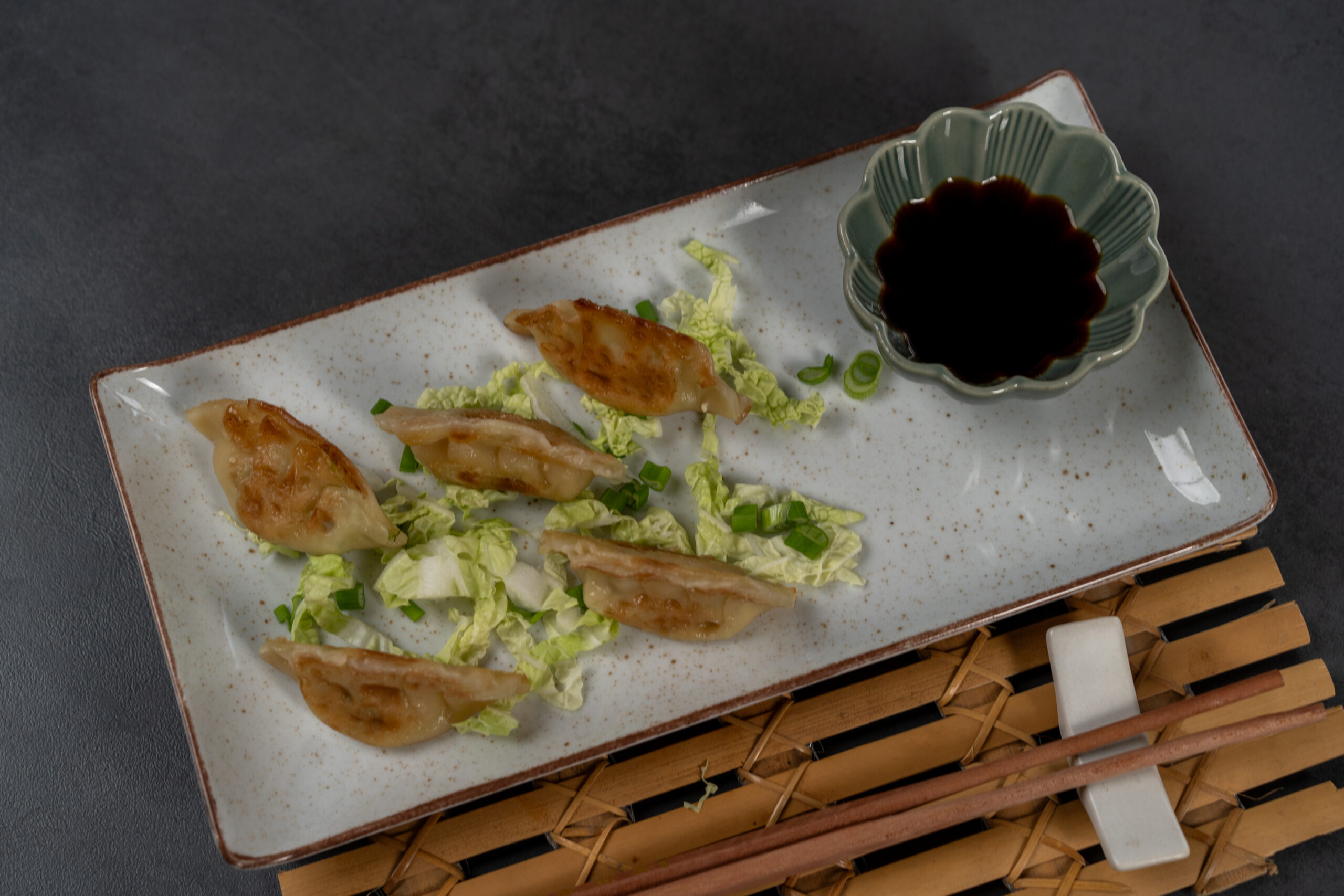 Gyoze s krem sirom i oslićem