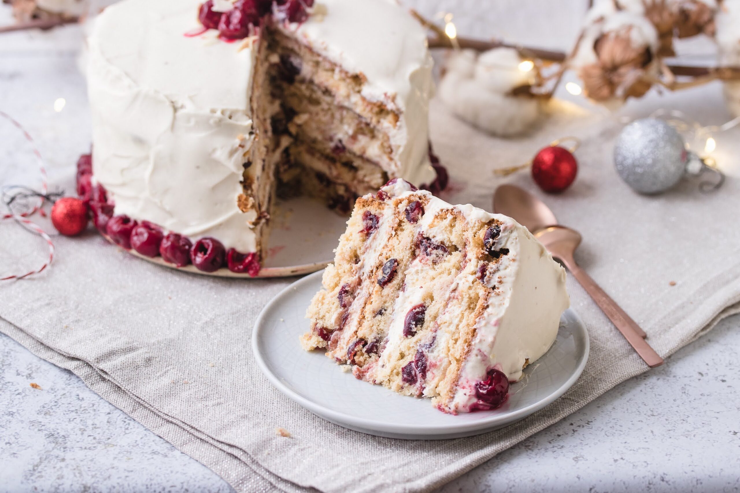 Torta s brusnicama i narančom
