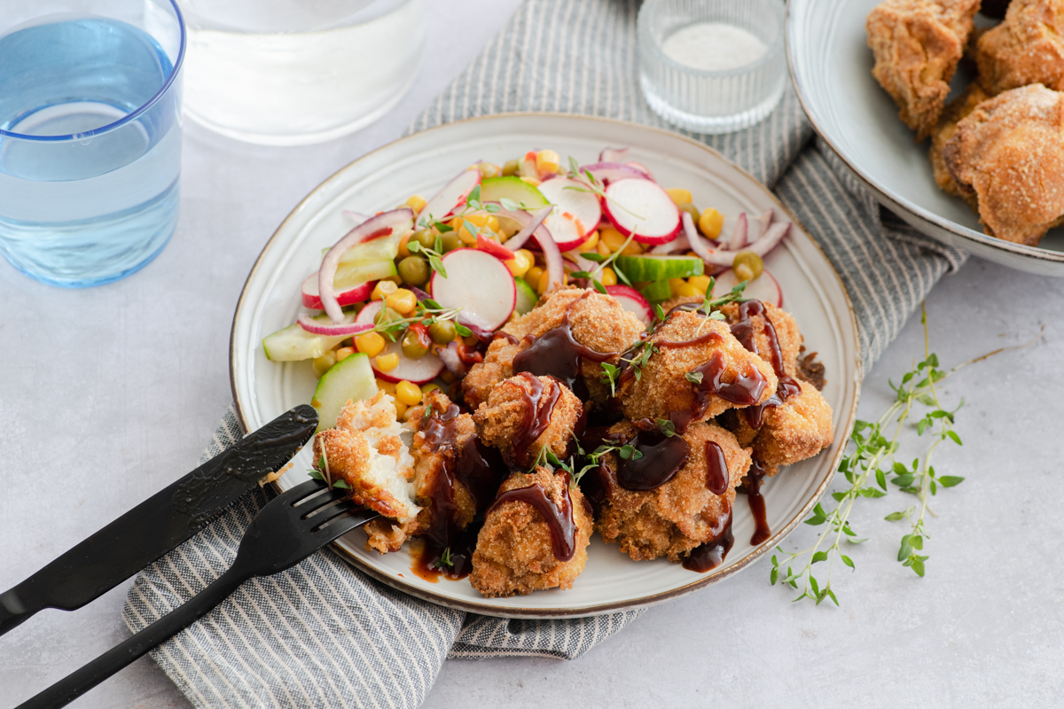 Hrskava pohana cvjetača iz pećnice s BBQ umakom