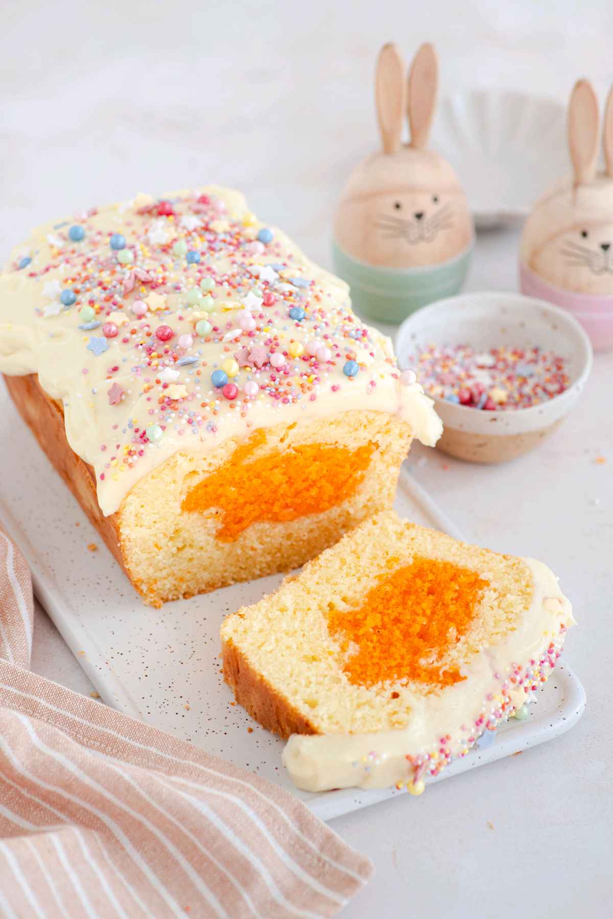 Uskrsni kolač s iznenađenjem