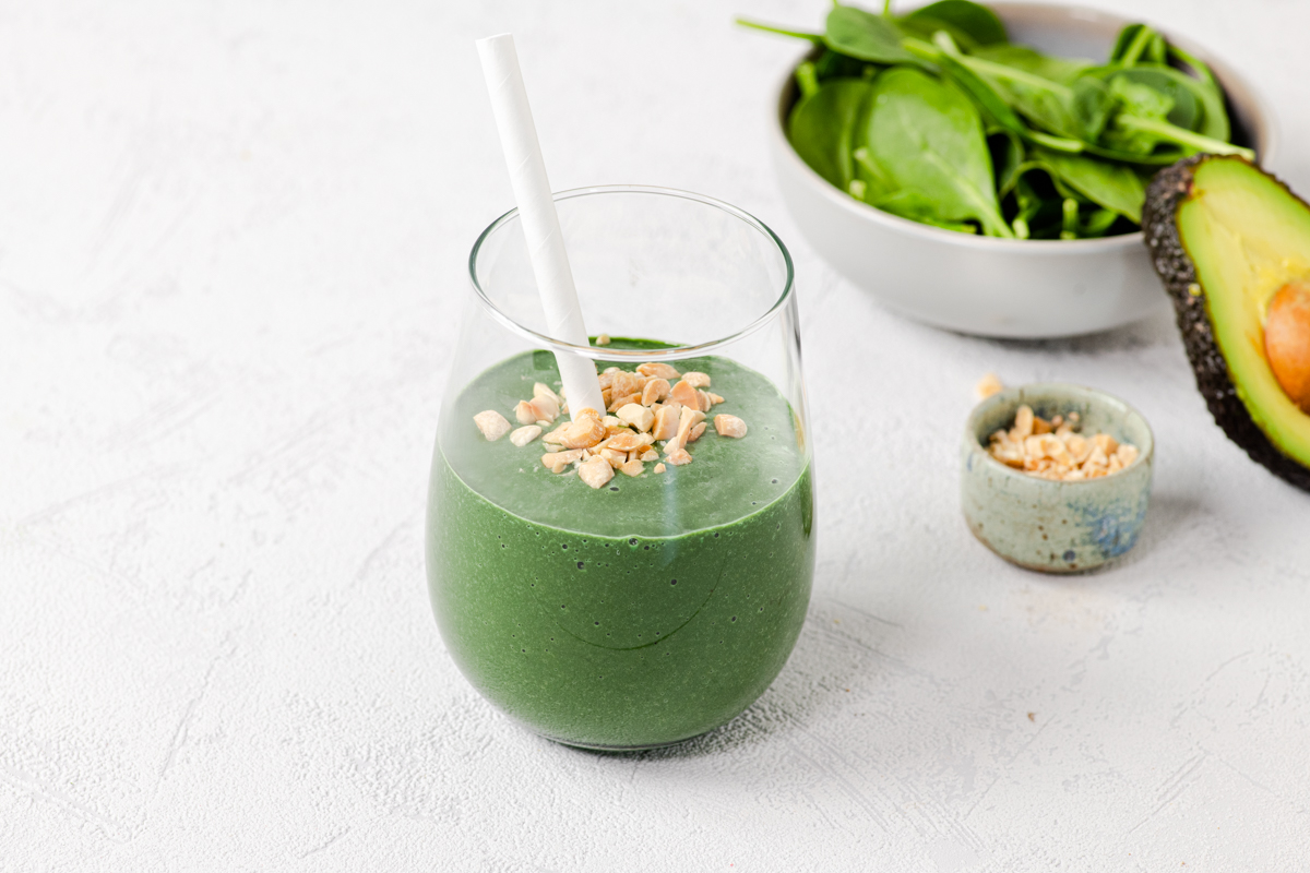 Brownie shake s avokadom