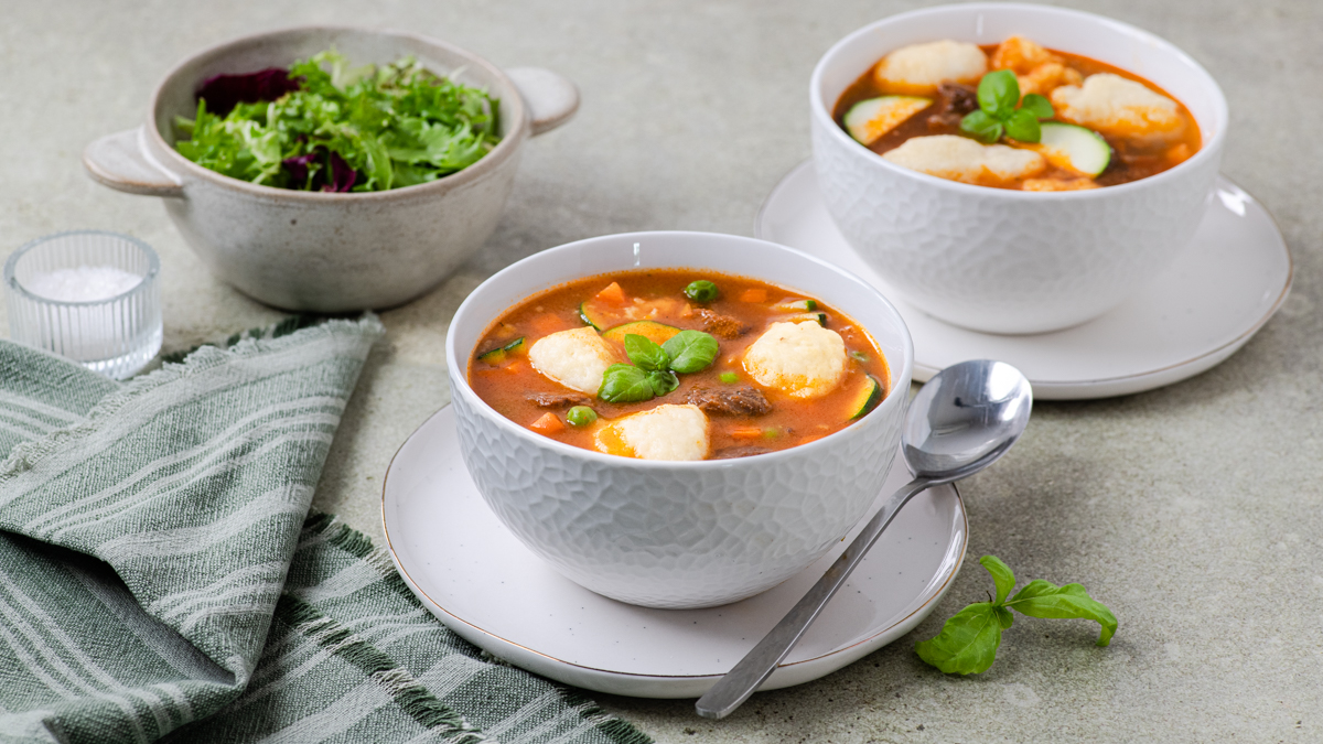 Gulaš s povrćem i noklicama