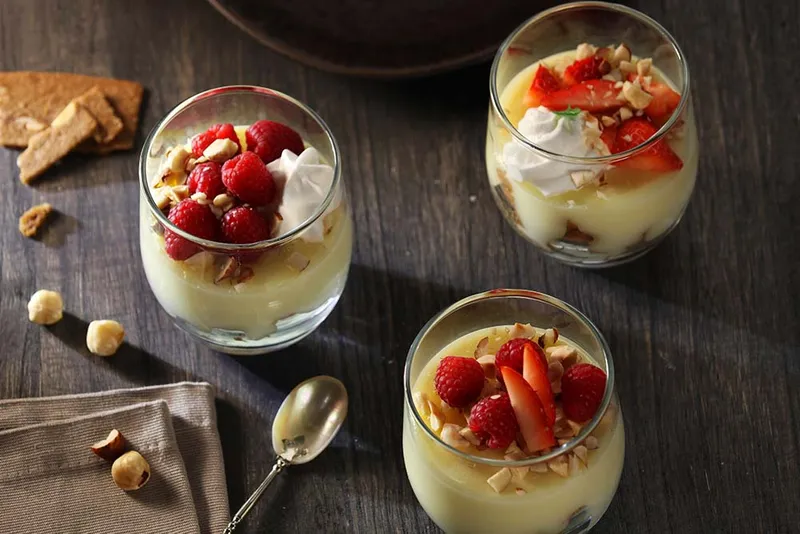 Koktel s pudingom i voćem