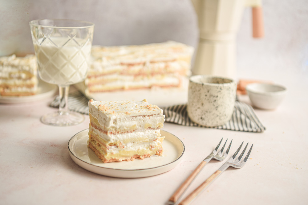 Kolač od keksa i pudinga (bez pečenja)