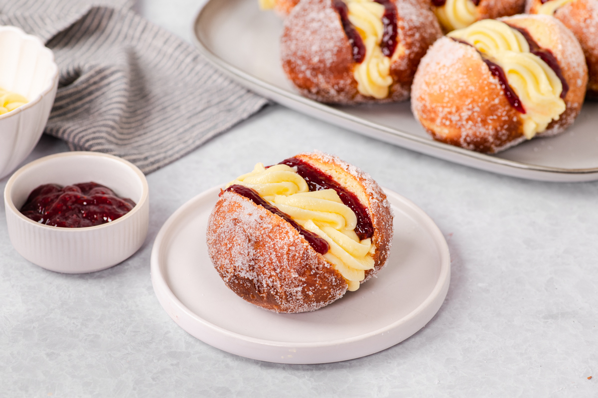 Krafne s vanilijom i džemom od malina