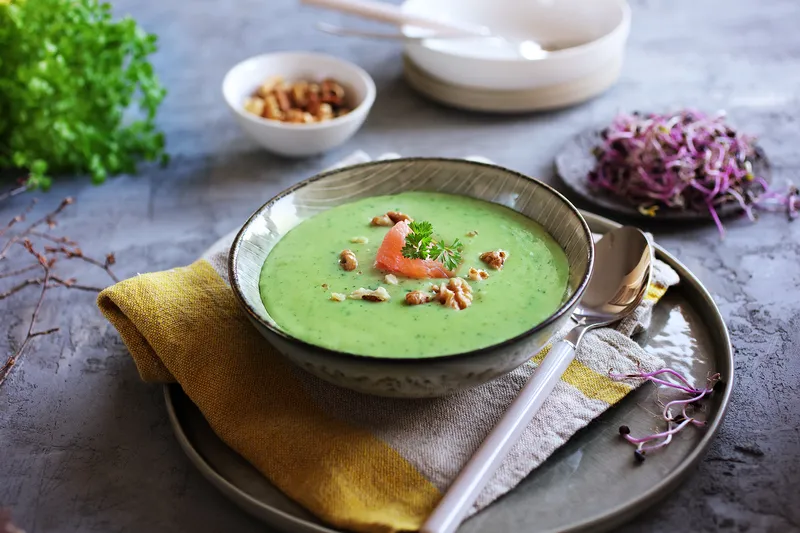 Krem juha od brokule s lososom