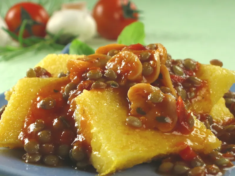 Leća u umaku od rajčica i šampinjona