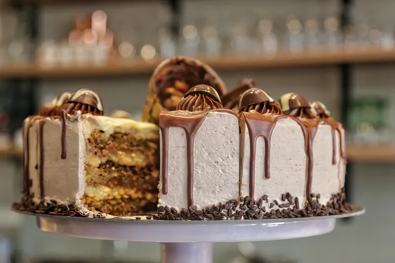 Lino Lada Gold  torta