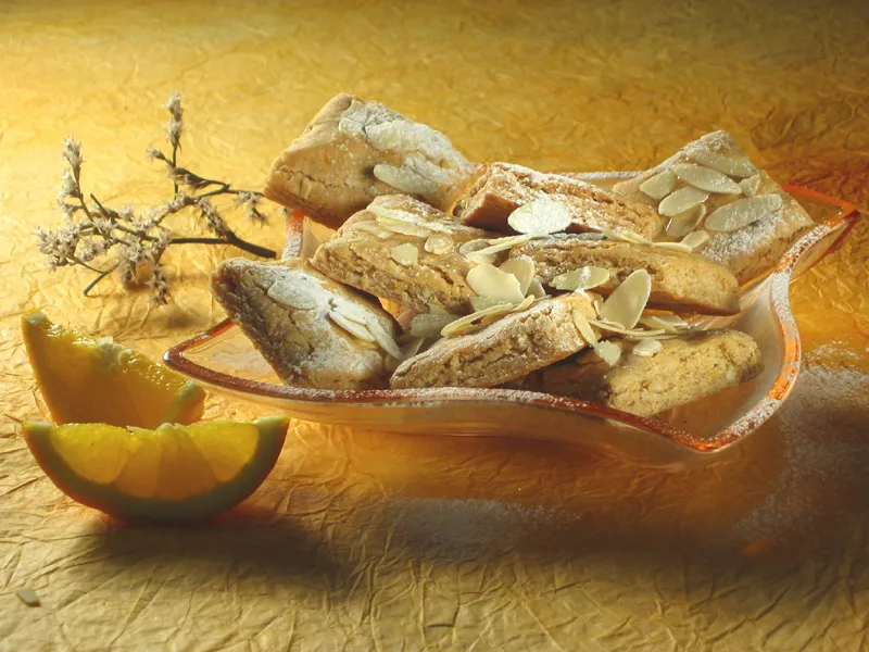 Medeni kolačići s bademima