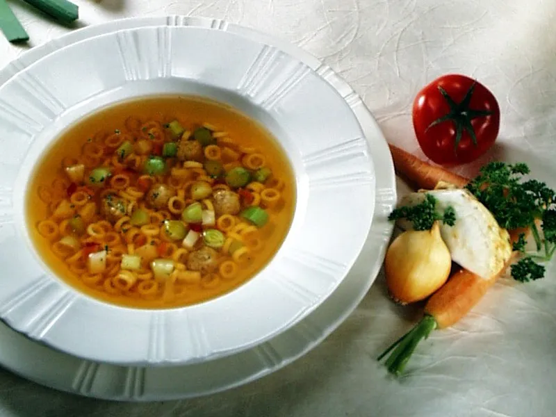 Mesna juha s porilukom