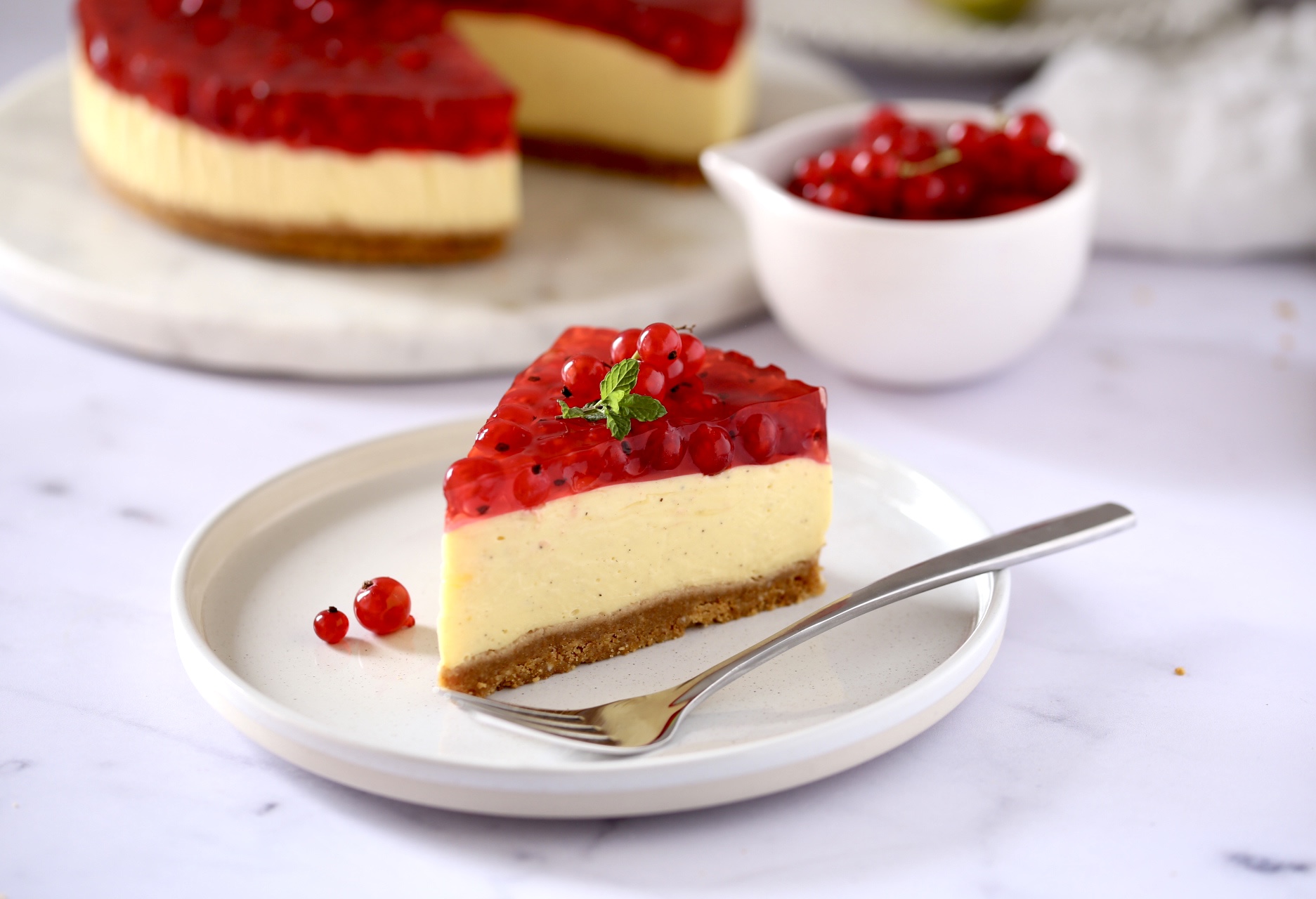 Mileram torta od ribizla i bazge bez pečenja