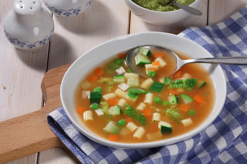 Minestrone genovese s tikvicama