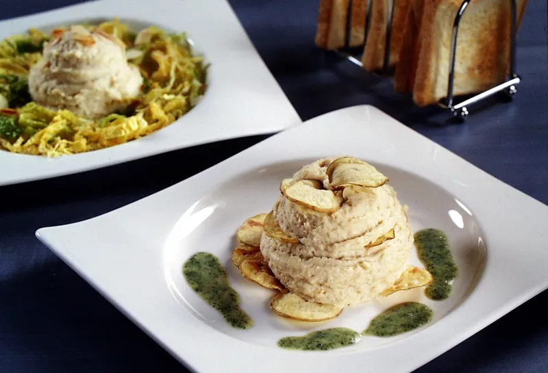 Oslić s umakom od češnjaka