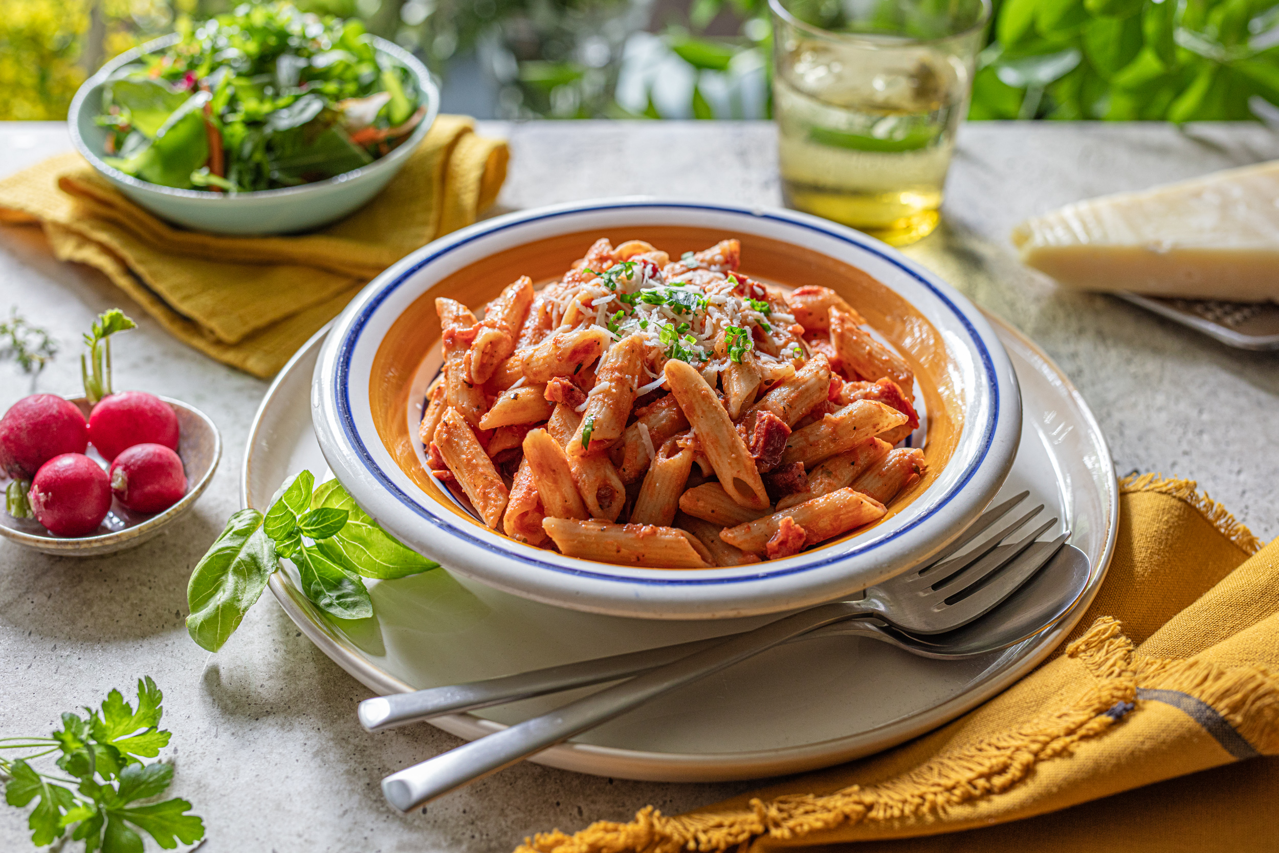 Pasta s votkom i rajčicom