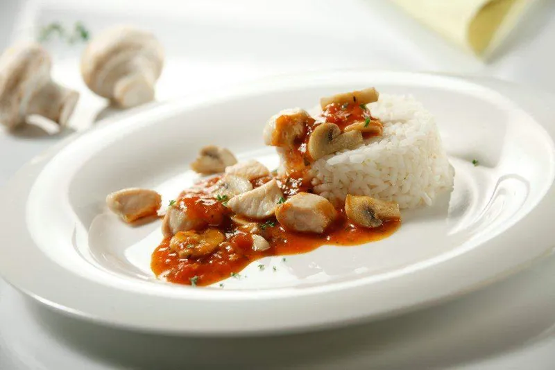 Piletina u umaku od šampinjona