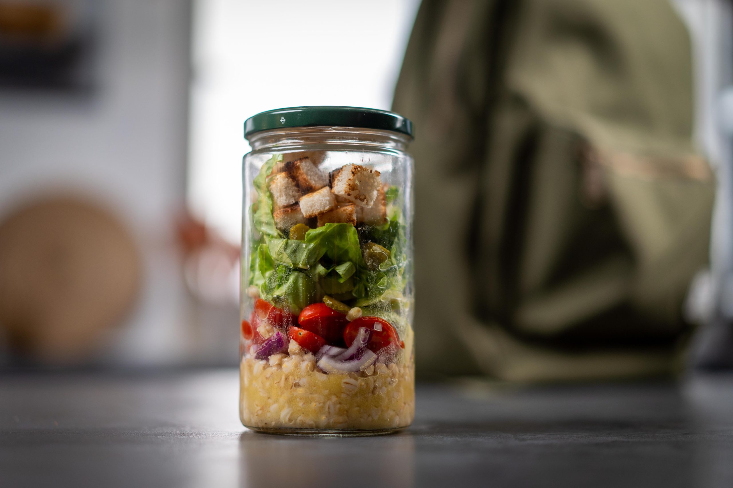 Preljev s tekućinom od kiselih krastavaca