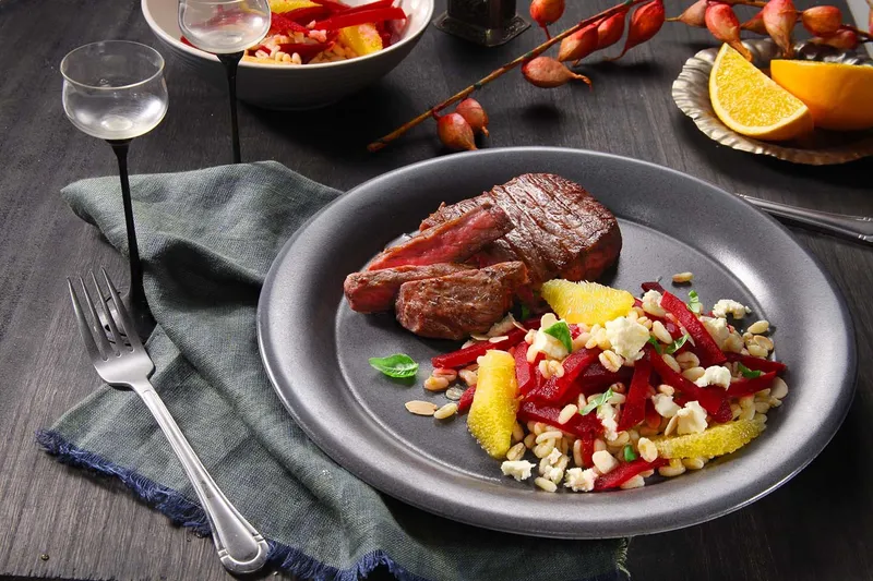 Ramsteak s prilogom od cikle