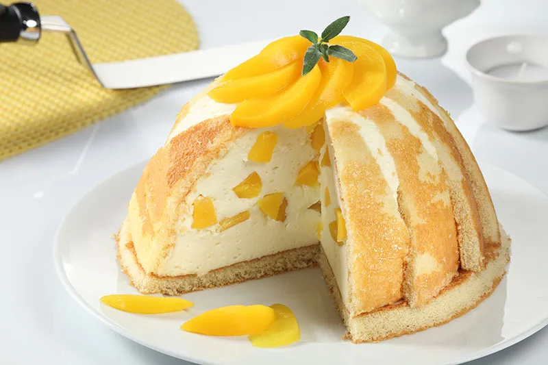 Šarlota s breskvama