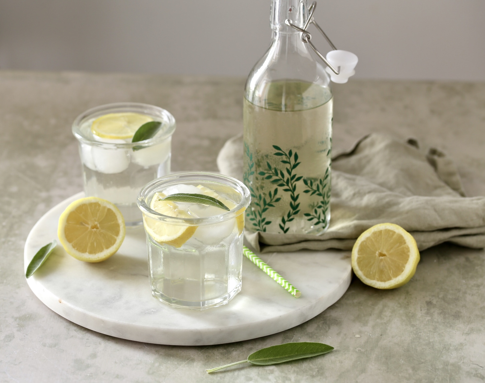 Sirup za sok od kadulje