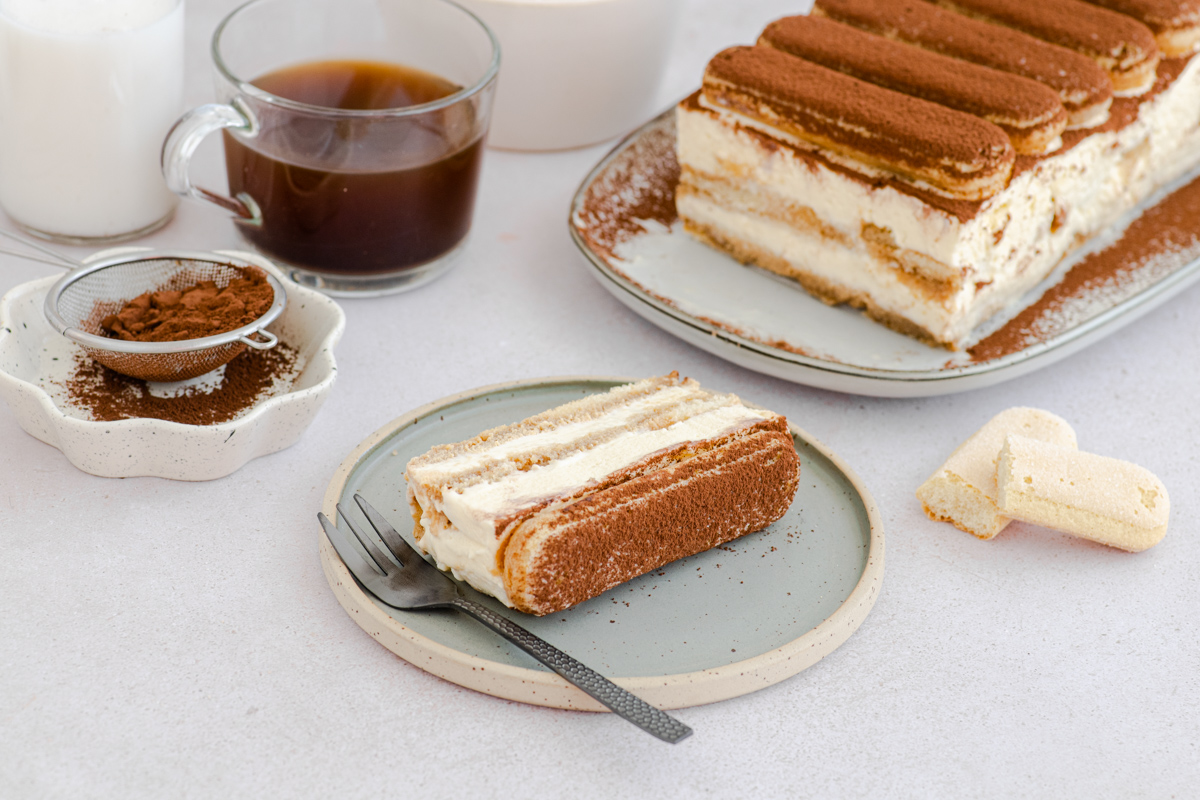 Tiramisu sladoledna torta
