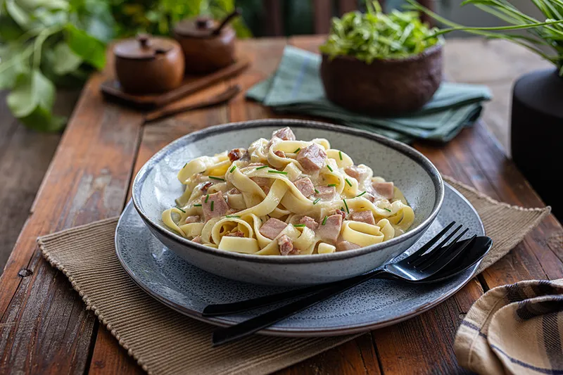 Rezanci u umaku od sira