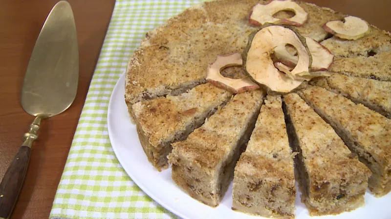 Torta s grisom i jabukama