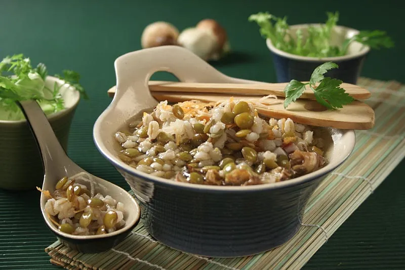 Varivo od ječmene kaše i zelene leće