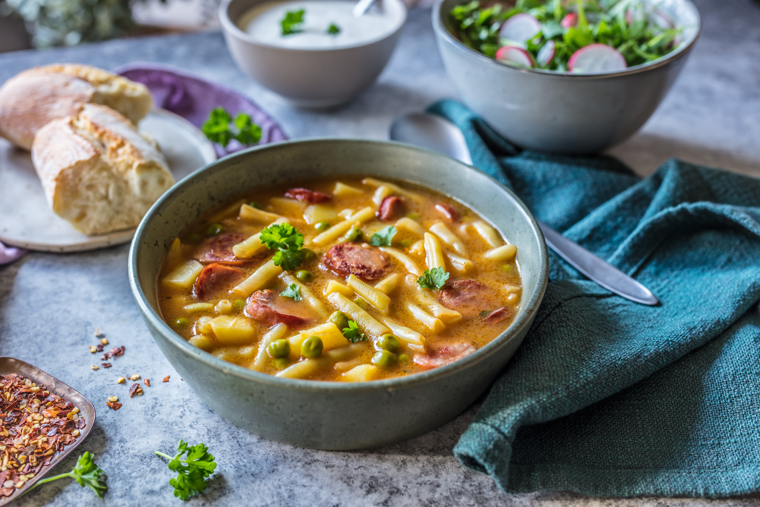 Varivo sa žutim mahunama i graškom