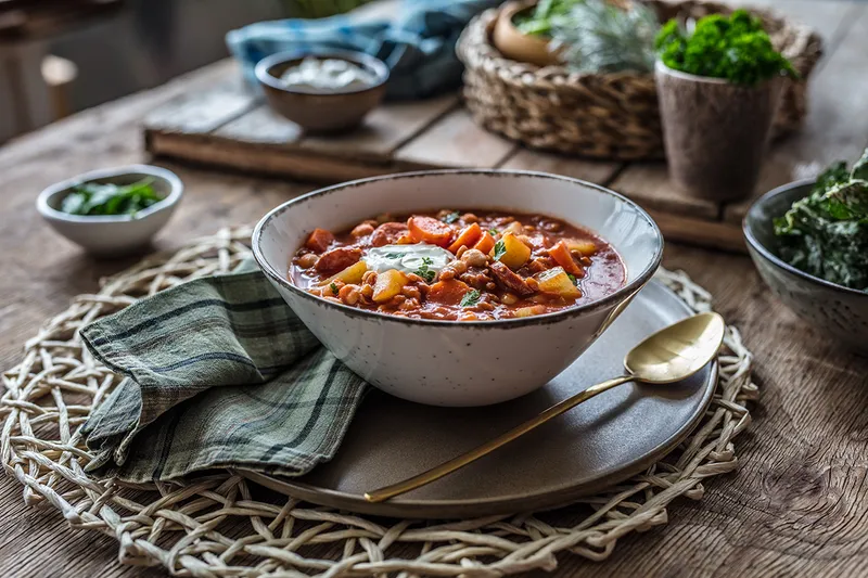 Zimsko varivo s kobasicama